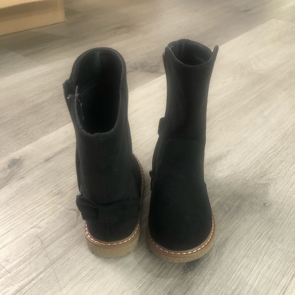 Black suede boots